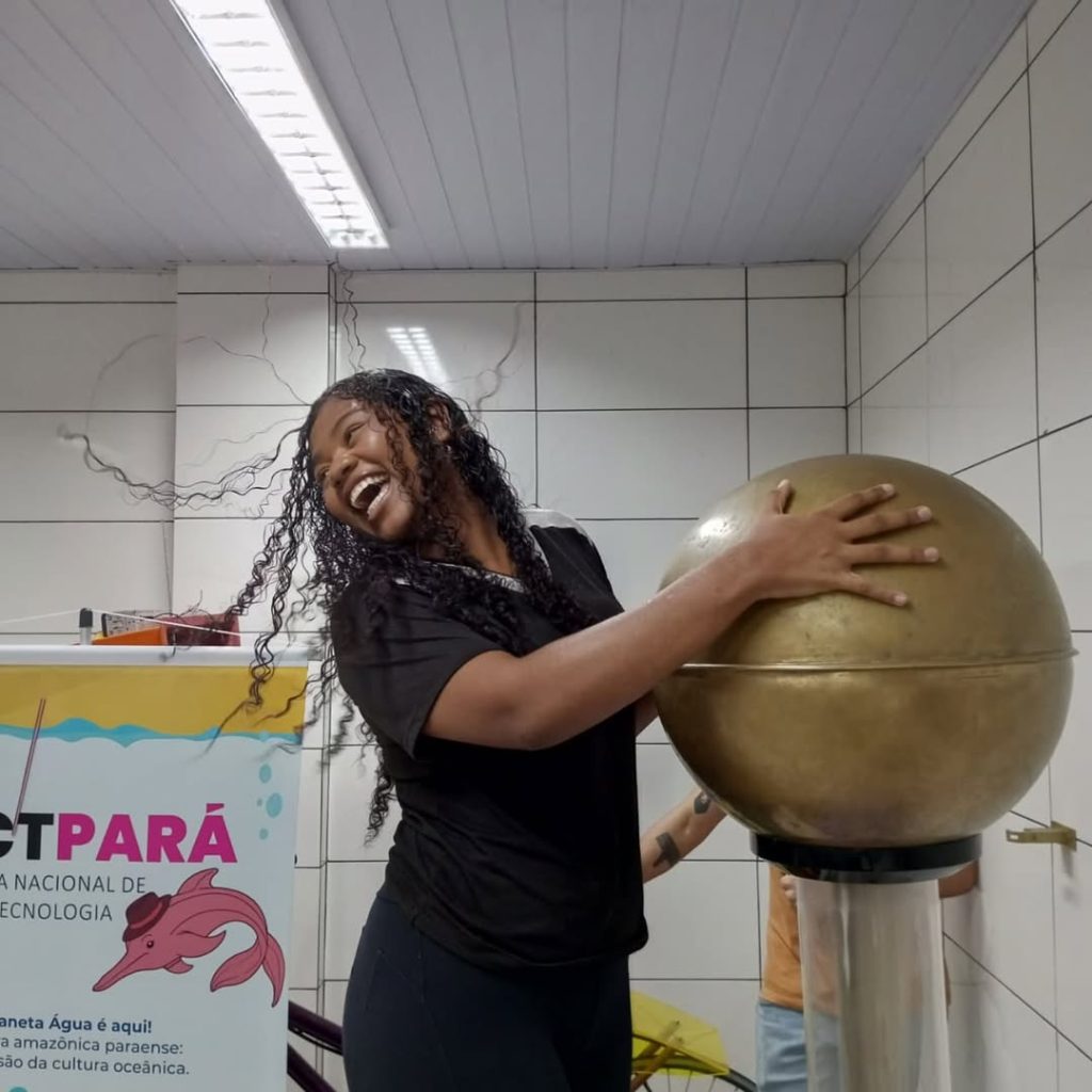 E.E.E.F.M. Mario Barbosa – Belém-PA em visita ao Centro Interativo de Ciência e Tecnologia da Am (5)