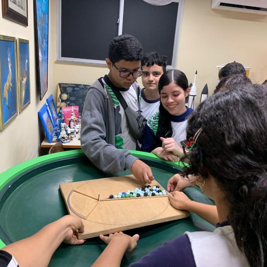 E.M.E.I.F. Florestan Fernandes Belém-PA em visita ao Centro Interativo de Ciência e Tecnologia d