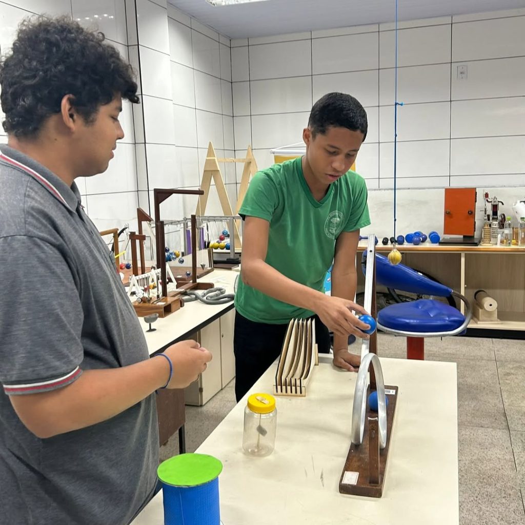 E.M.E.I.F. Florestan Fernandes Belém-PA em visita ao Centro Interativo de Ciência e Tecnologia d (2)